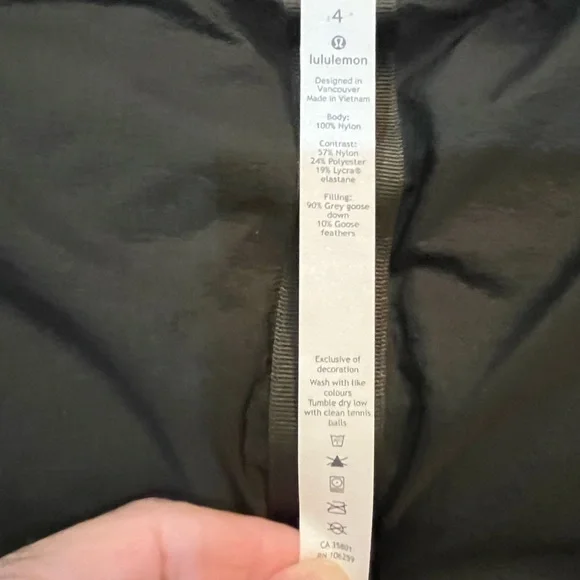 Lululemon Athletica Green Bomber Jacket with Quilted Design - Picture 6 of 13